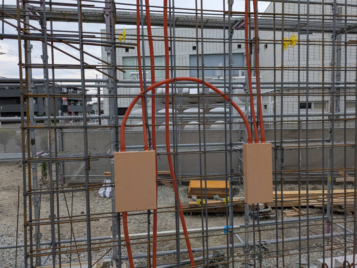 マンション新築工事　1階壁