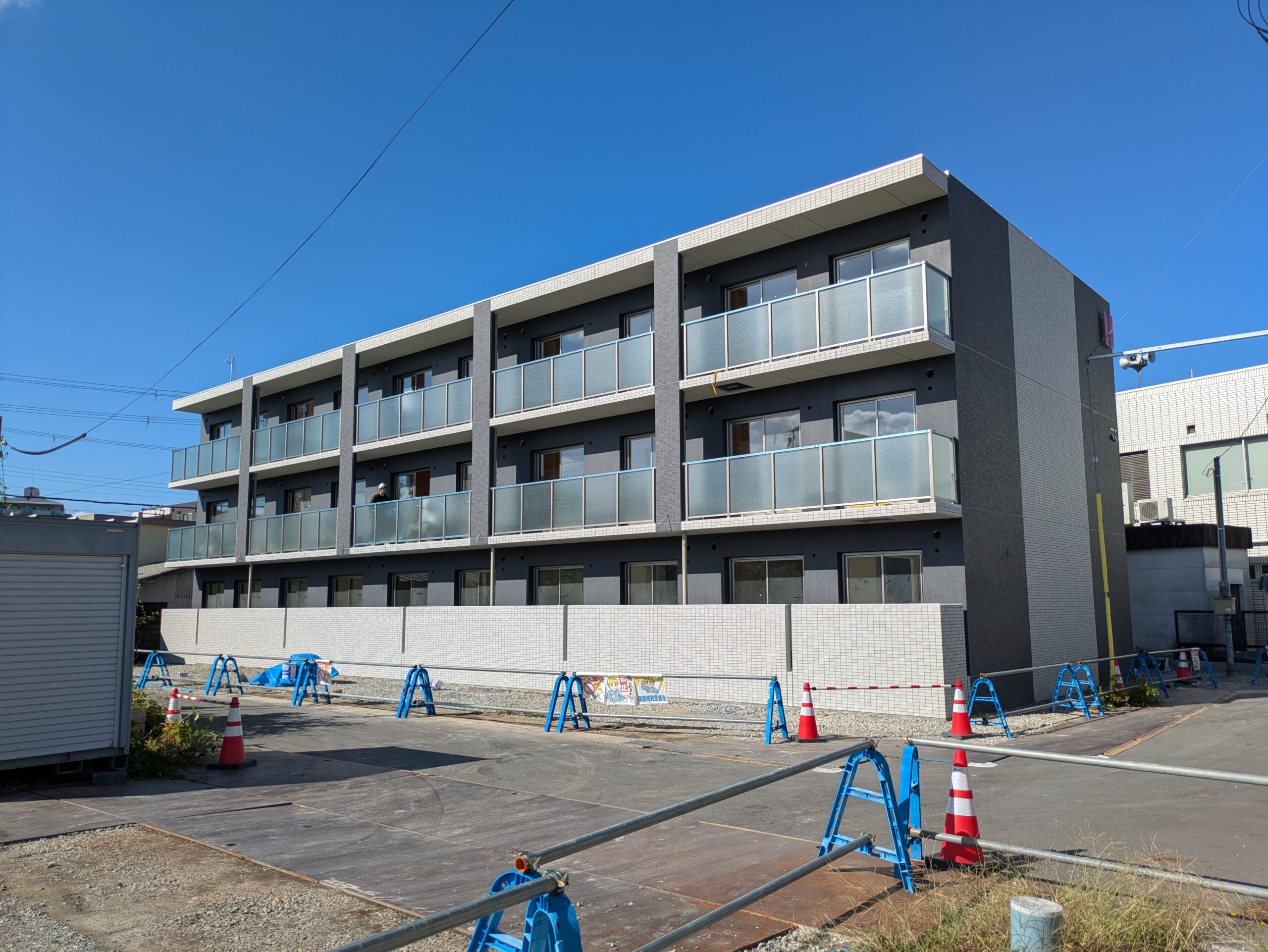 マンション新築工事　外装
